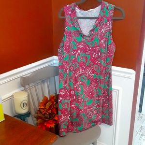 Crown & Ivy Sleeveless Short Dress. Pattern in Kelly Green, Pink, and White.